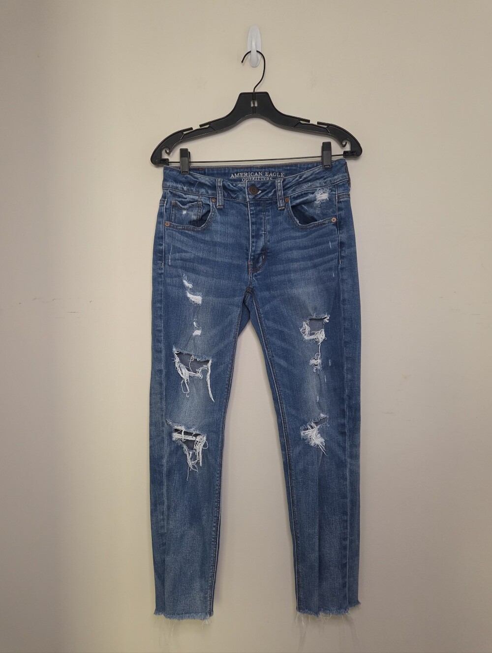Women's American Eagle Distressed Tomboy Jeans Sz 2 Regular